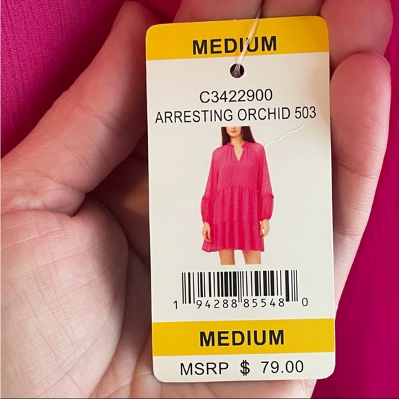 NWT Vince Camuto Three Tier Puff Sleeve Drop Waist Dress Size Med (oversized). - Picture 8 of 11